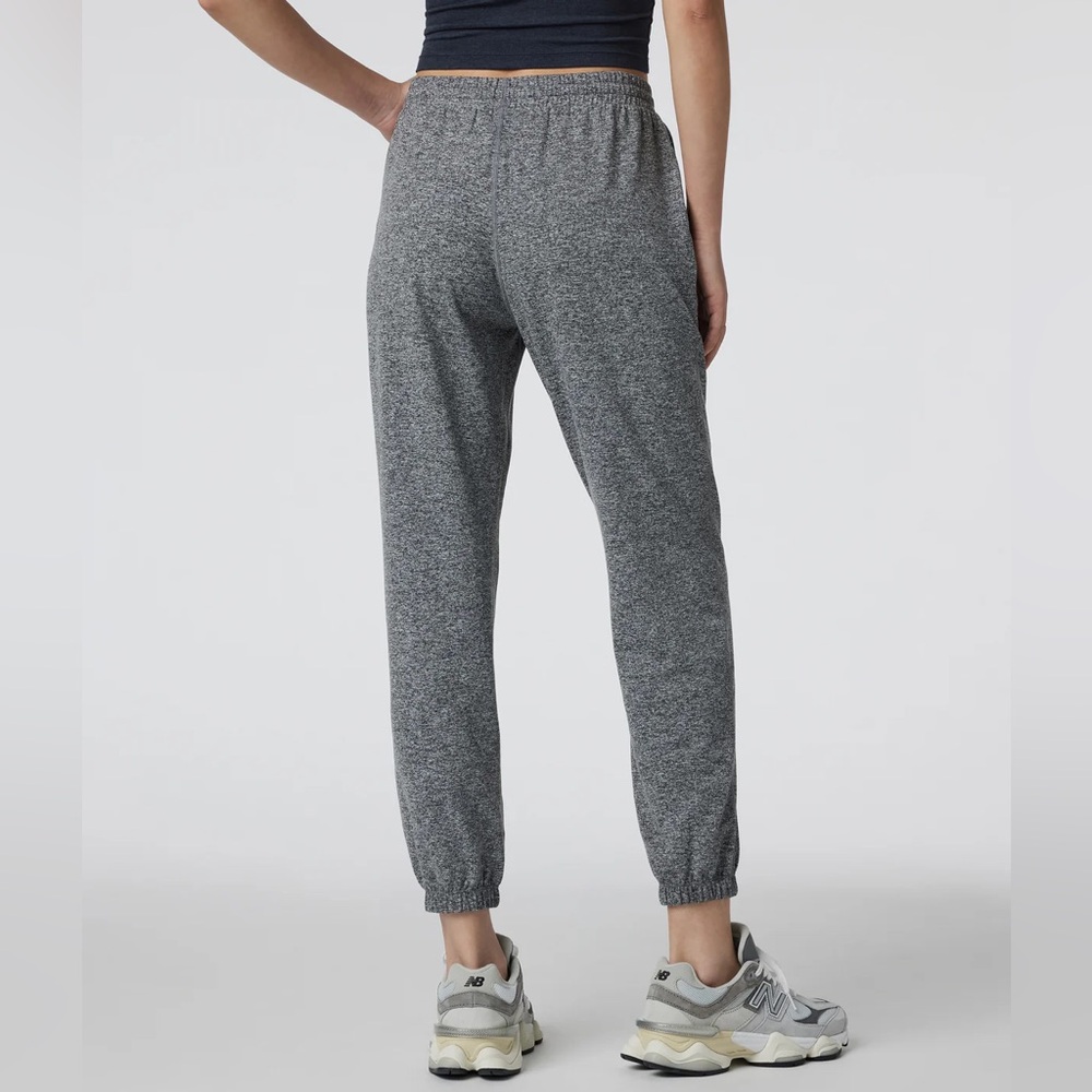 Vuori Gray Heather Jogger Track Pants - Picture 3 of 11
